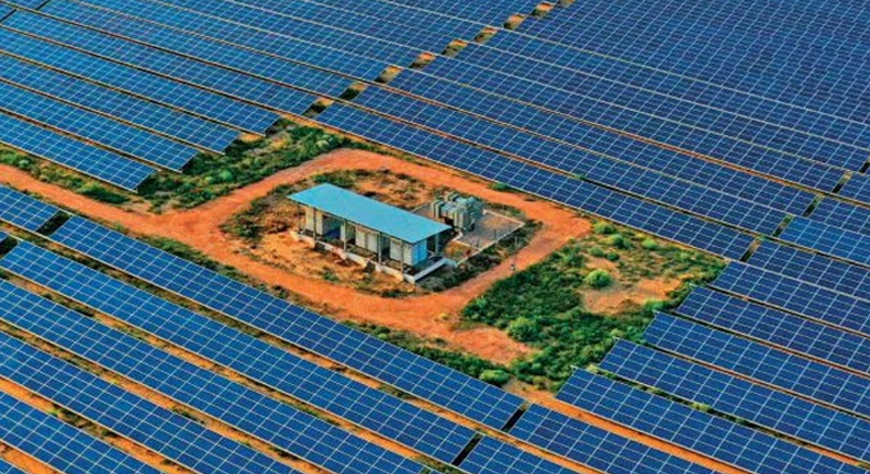 भारत का नेट ज़ीरो 2070 लक्ष्य और अक्षय ऊर्जा विकास की योजना”