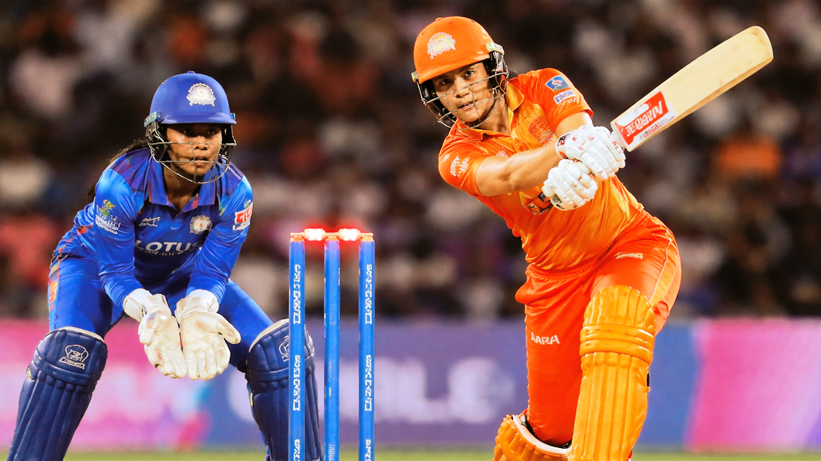 Giants vs Indians | Georgia Wareham के ऑलराउंड शो से Gujarat Giants ने मारी बाज़ी