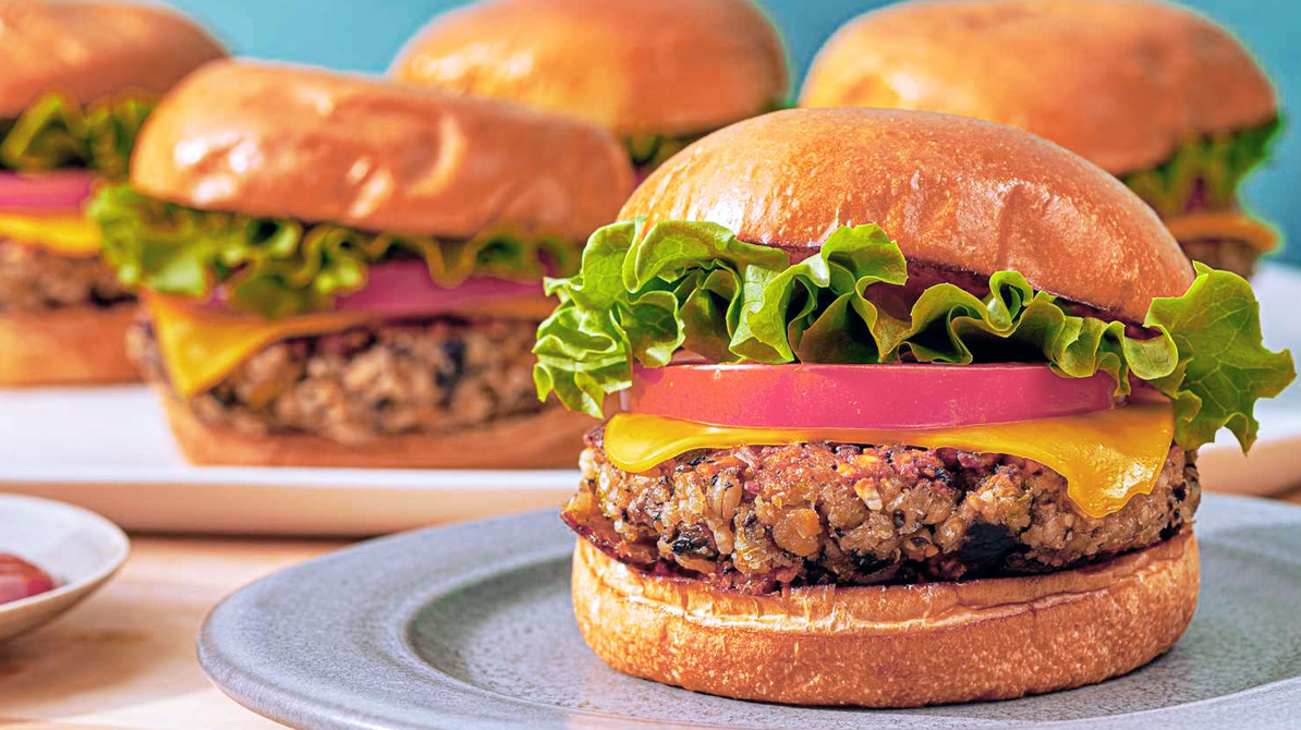 घर पर बनाएं बाजार जैसा स्वादिष्ट आलू पैटी बर्गर, आसान रेसिपी