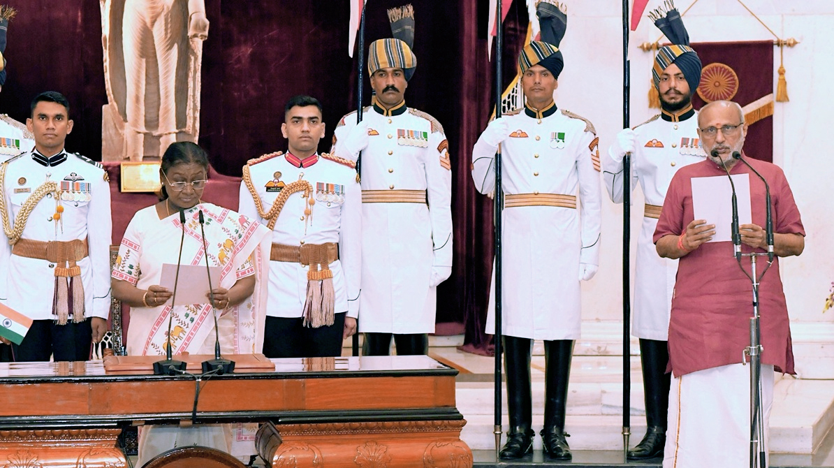 उपराष्ट्रपति सीपी राधाकृष्णन पराक्रम दिवस समारोह