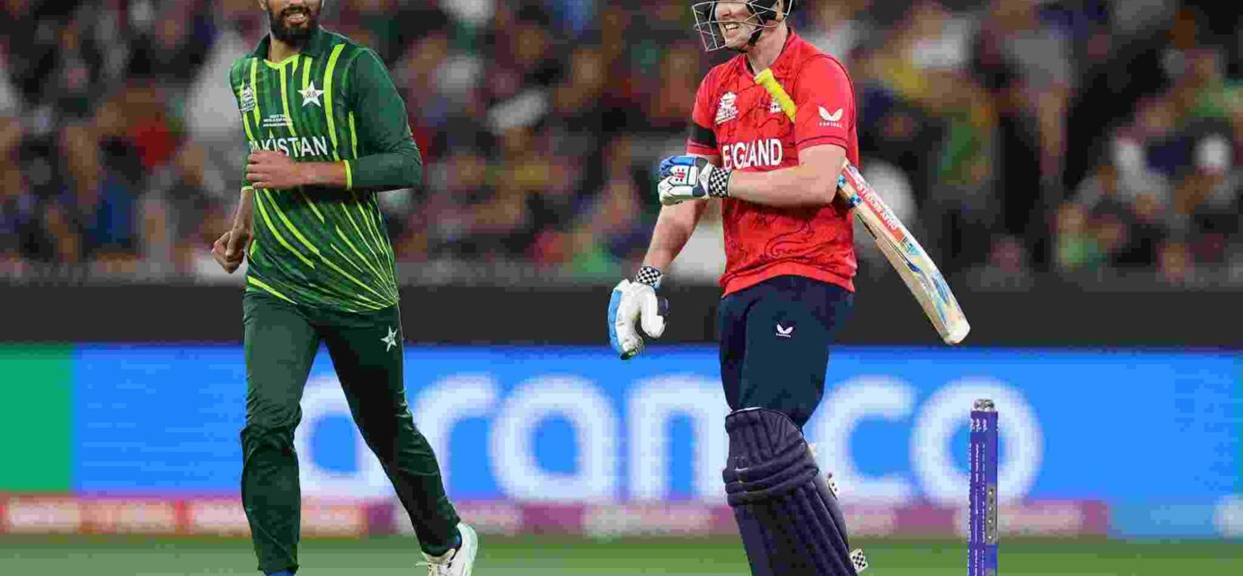 हैरी ब्रूक शतक लगाते हुए, T20 वर्ल्ड कप रिकॉर्ड बनाते कप्तान