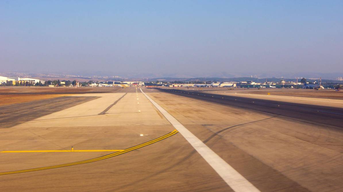 ईरान-इजराइल जंग में Air India फ्लाइट लौटी, दिल्ली-तेल अवीव सेवा मुंबई डायवर्ट