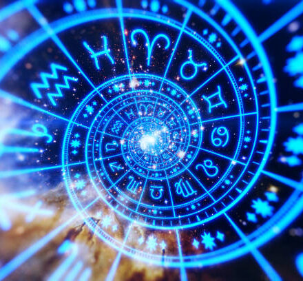 24 फ़रवरी 2026 राशिफल में सभी 12 राशियों का करियर, प्रेम और स्वास्थ्य भविष्यफल