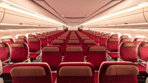 फ्लाइट सीट फ्री नियम पर लगी रोक, यात्रियों को फिलहाल नहीं मिलेगी राहत