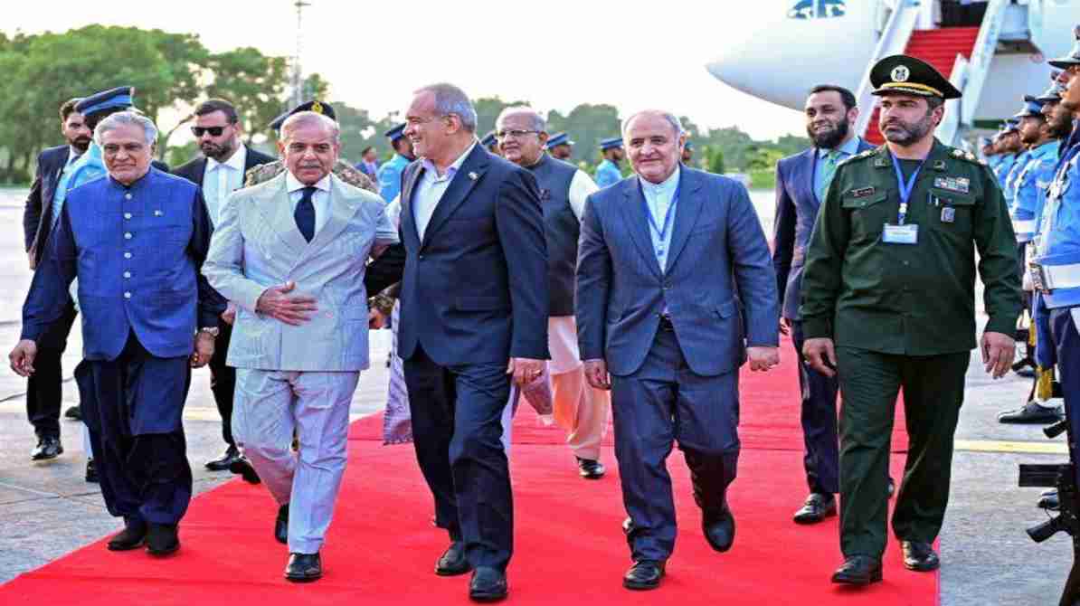 पाकिस्तान की राजधानी में आयोजित हाई-लेवल कूटनीतिक बैठक, जहां ईरान और अमेरिका के प्रतिनिधि शामिल हैं।